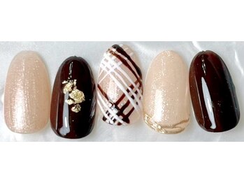 クエスト(Quest)/トレンドネイルデザイン