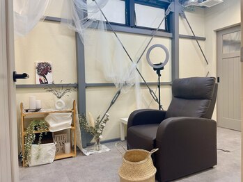 アイフラット 本店(I-FLAT)の写真/完全個室でお子様連れママさん大歓迎!タブレット貸し出しでYouTube見れます◎【新規まつげパーマ¥4980~】