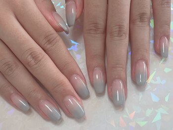 ニナズネイル(Nina's Nail)/グラデーション