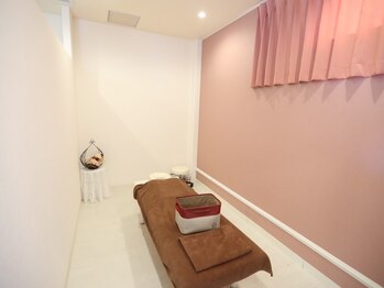 ラシル(Lasyl)の写真/【小顔特化施術】気になる左右差,エラ張り,ほうれい線も改善◎眼精疲労や頭痛でお悩みの方にもオススメ☆