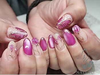 ネイルプラスユウ(NAIL+U)の写真/【50色以上ご用意】マグネット×お花フレンチなど高度で繊細な手描きアートが充実★新生活を華やかに彩る♪