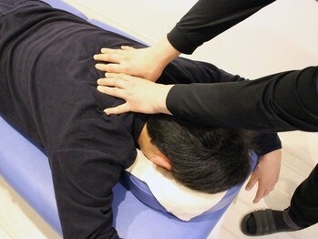 下北沢アイリー整体院/全身もみほぐし&ヘッドケア