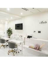 サロンで取り扱うジェルやその他溶剤などこだわっております♪