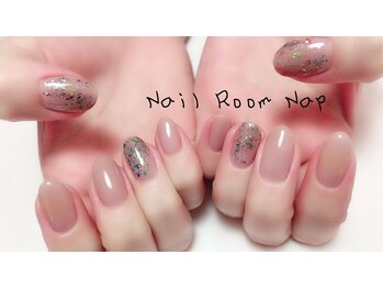 ネイルルーム ナップ(Nail Room Nap)/ポイントホイルアート