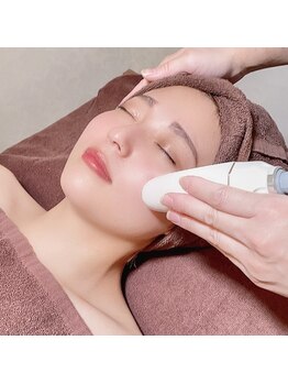 モクレン/たるみケア美顔器