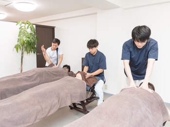 ボディマネジメント整体院 錦糸町/施術風景