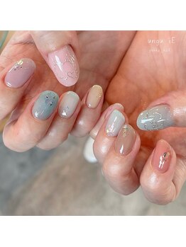 アングゥイー(ungu iE)/ワンカラー