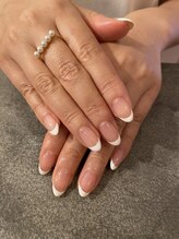 サロンビー(Salon B)/フレンチネイル　パラジェル