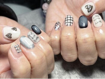 ロータス(LOTUS)の写真/他とはかぶらないモテかわネイル♪季節にあわせたデザインも豊富◎デザインでお悩み方にはご提案します◎