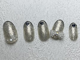 【初回オフ無料】キラキラネイル