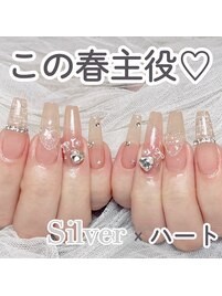 トレンド感ニュアンスネイル