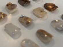 モイ(moi)の雰囲気（ショートネイルでしか楽しめないシルエットも可愛さ抜群）