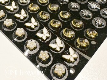 アルターアイズ(ALTER EYES)/耳つぼジュエリー