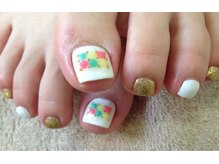 ネイルサロン ティディ(TIDY)/3500円※写真はラメ追加＋200円