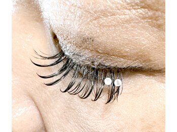 マカナニ(MAKANANI)/ストーンエクステ(クリスタル)