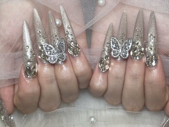 エスフィーネイルサロン ブリーユ(Esfy nailsalon Brille)の写真/[ジェルチップ長さ出し1.5枚付け アート付け放題¥16300]スーパーロングもしっかり対応!!MAX盛るならコレ◎