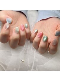 輝く星のカラフルネイル