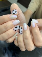 レディグリッター(Lady glitter)/ダルメシアンネイル