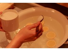 アカリ(燈 akari)/足湯にはアロマとエプソムソルト