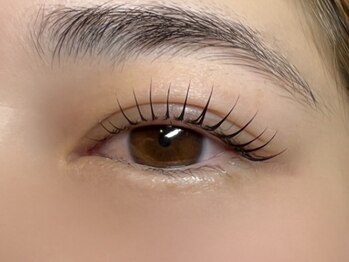 マリブヘアリゾート 伊勢崎本店(malibu hair resort)の写真/【次世代まつ毛パーマ】パリジェンヌラッシュリフト☆根元からグッと引き上げることで瞼のリフトUP効果も◎