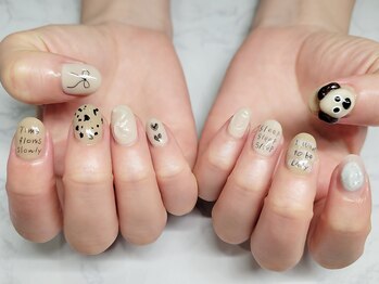 チーネイル(CHIII NAIL)/落書きネイル