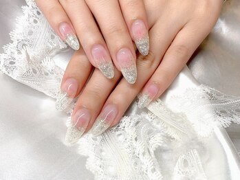 シュガープラム ネイル 横浜(sugar plum)の写真/学割U24でお得にネイル♪【ラメグラ/ワンカラー(ジェル)¥3990】ジェルオフ無料!!持ち込みデザイン対応◎
