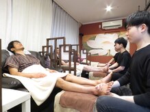 足優 赤坂(あしゆう)/友達と並んで！