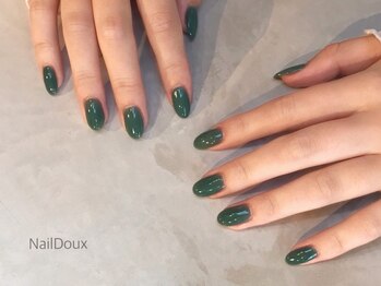 ネイル ドゥ 岡山駅前店(Nail Doux)/モスグリーンなネイル