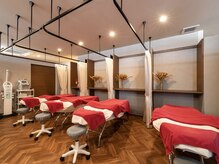 カラット 二の宮店(KARAT)/目元キレイの特等席