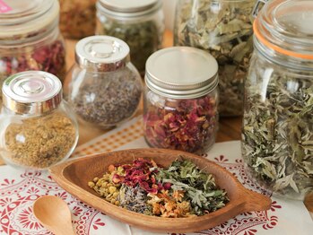 チャンティ(CHANTIK)/国産よもぎと、25種類のハーブ