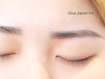 geNe 'n GRUS(ジーン アンド グルス)/美眉スタイリング