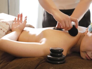 アルム リリー(Arum lily)/ホットストーンで極楽♪