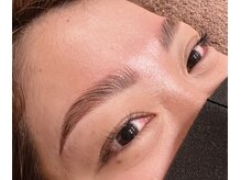 ウミ(Ummi)/ハリウッドブロウリフト