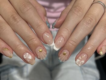 ネイルアヴァンス 京橋店(Nail AVANCE.)/白フレンチ×夏ネイル
