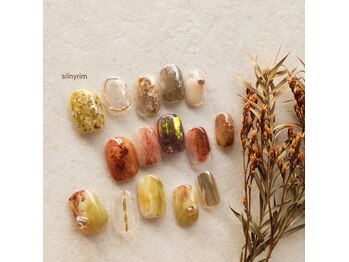 シルニー リム(Silny rim)/上)アシメ / 中.下)やり放題