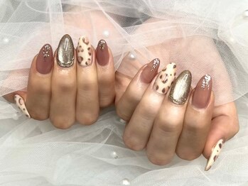 ファメル 博多店(Fam-er)の写真/チップ・アクリルでの長さだし可能◎技術差がでる施術だからこそ、長さだしが得意なサロンへお任せください