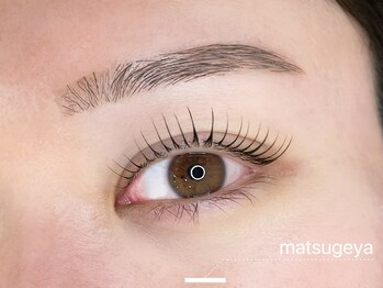 まつげ屋 サントムーン柿田川店/Uカールロッド