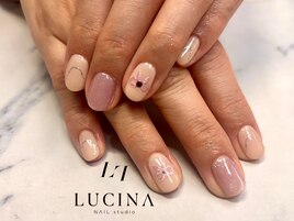 h-06　大人可愛いリボンネイル