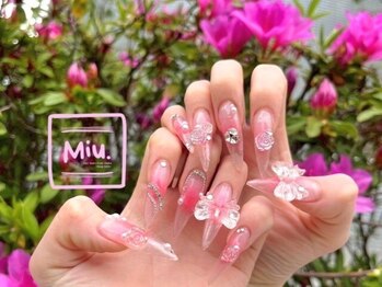 ミュー(Miu.)の写真/縦長美爪が叶う長さ出しが人気＊ちゅるんとフォルム形成×トレンドたっぷりのデザイン力で満足度◎