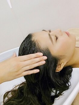 リラクシング スパ ハヤマ ブリーズ(Relaxing Spa Hayama Breeze)の写真/日頃のストレスから解き放たれる、極上の癒し時間を…。女性特有の加齢による髪のダメージにも効果あり！！
