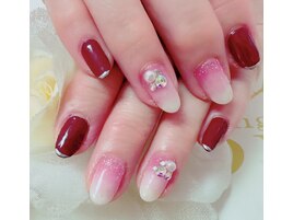 ワインレッドネイル　8本アート