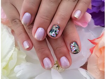 ミア(mia)/手描き和柄ネイル