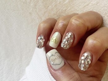 アイネイルズ 天神今泉店(I-nails)/【sana.i】落書きハートネイル