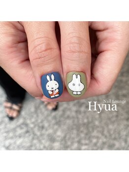 ネイルラウンジ ヒュア(Nail Lounge Hyua)/手描きうさちゃん