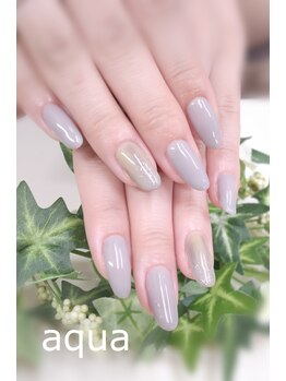 アイラッシュアンドネイルサロン アクア(aqua)/人気のスモーキーカラー