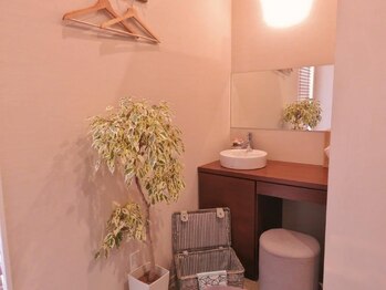 ザ リラックスサロン フクオカ(THE RELAX SALON Fukuoka)/完全個室で人との接触なし