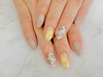 ネイルズ アヴァンティ(Nails Avanti)/ネイルケア付定額デザインジェル