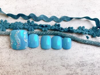 ネイルサロン&スクール ジーナ(GINA)/水色×キラキラネイル