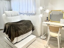 ハチ(HACHI)の雰囲気(明るく心地よいプライベートな空間)