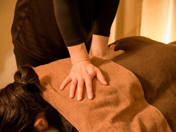 カルカル 土気店(calcal)の写真/【デスクワークの疲れなど】お悩みの疲れを一気に解消！迷ったら全身もみほぐし60分¥3,850でリフレッシュ！